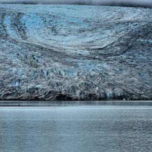Reid Glacier in Glacier Bay in Alaska - Encircle Photos