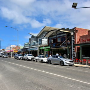 Storefronts in Apollo Bay on Great Ocean Road, Australia - Encircle Photos