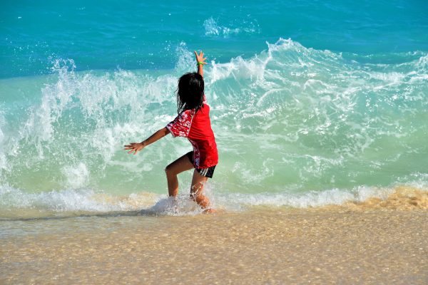 Activities Available at Cabbage Beach in Nassau, Bahamas - Encircle Photos
