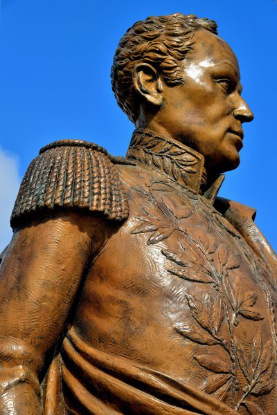Simón Bolívar Statue in Kralendijk, Bonaire - Encircle Photos