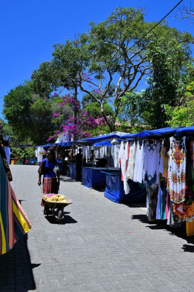 Artisans Market in Búzios, Brazil - Encircle Photos