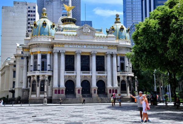 Theatro Municipal at Cinelândia Square in Rio de Janeiro, Brazil - Encircle Photos