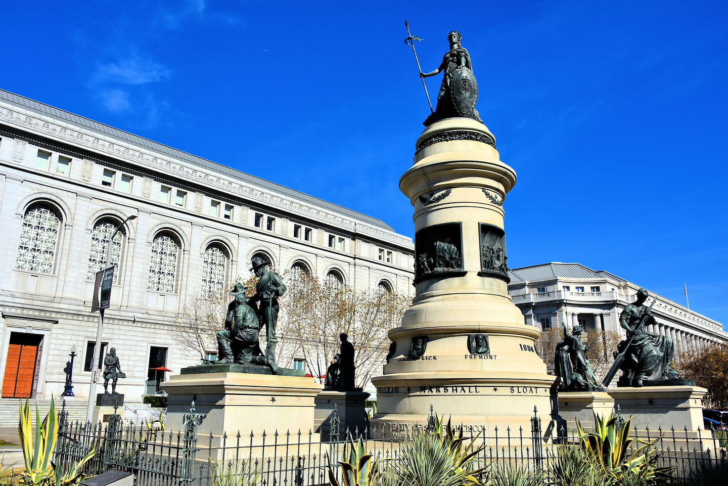 Pioneer Monument in San Francisco, California - Encircle Photos