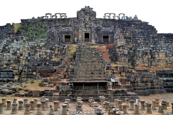 Introduction of Angkor Thom in Angkor Archaeological Park, Cambodia - Encircle Photos