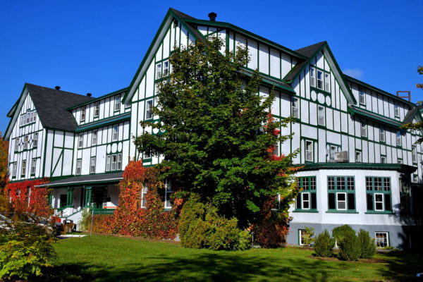 Glynmill Inn in Corner Brook, Canada - Encircle Photos