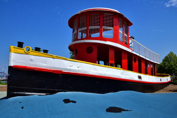 Tugboat Playground at Pier 4 in Hamilton, Canada - Encircle Photos