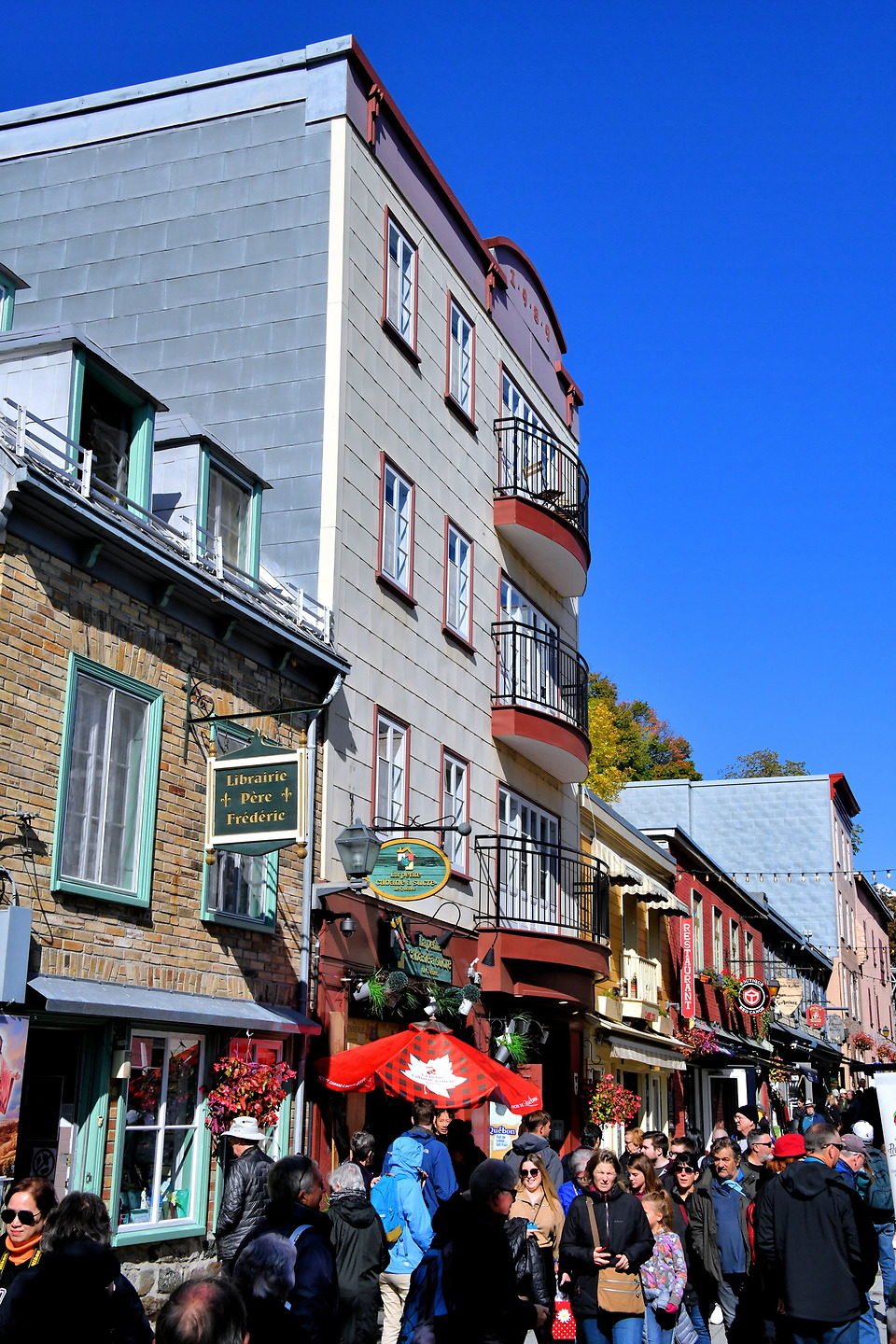 Rue du Petit-Champlain of Old Québec City, Canada - Encircle Photos
