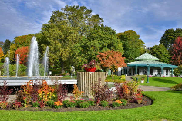 Centennial Fountain at Battlefields Park in Québec City, Canada - Encircle Photos