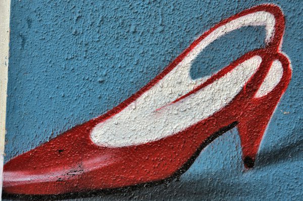Woman’s Red Pump Shoe Mural in Arica, Chile - Encircle Photos