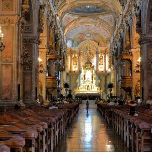 Metropolitan Cathedral’s Central Nave in Santiago, Chile - Encircle Photos