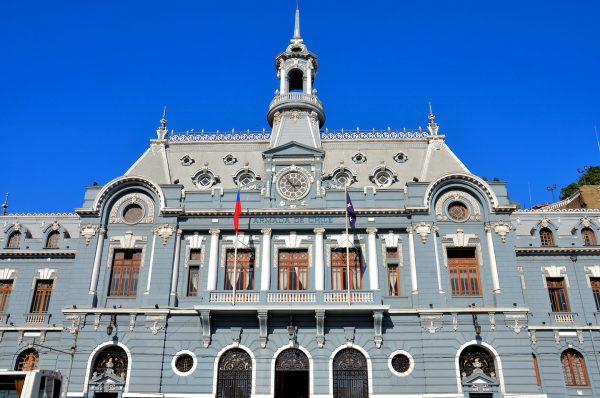 Chilean Navy Headquarters in Valparaíso, Chile - Encircle Photos
