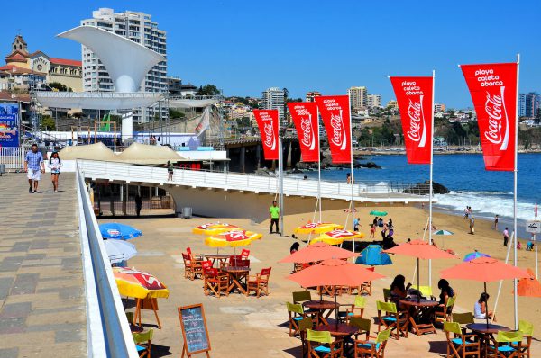 Caleta Abarca Beach in Viña del Mar, Chile - Encircle Photos
