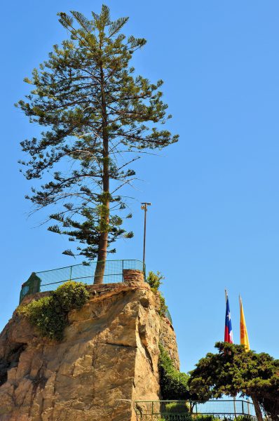 El Castillo Wulff Observation Balcony in Viña del Mar, Chile - Encircle Photos