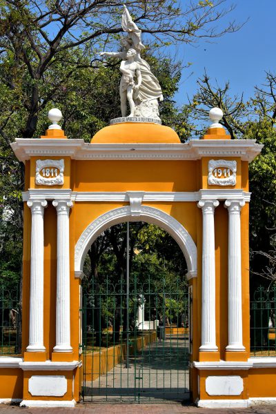Entrance to Centennial Park in Getsemaní, Cartagena, Colombia - Encircle Photos