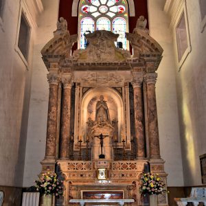Altar of Iglesia de San Pedro Claver in Old Town, Cartagena, Colombia - Encircle Photos