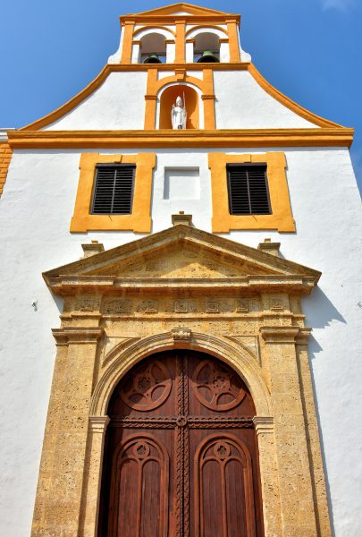 Iglesia de Santo Toribio in Old Town, Cartagena, Colombia - Encircle Photos