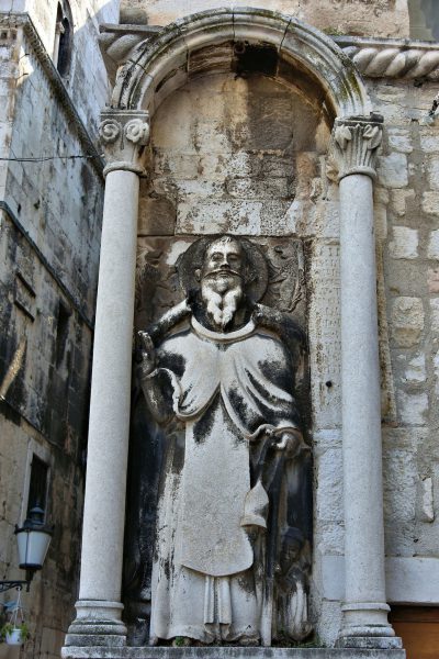 St. Anthony Statue on Ciprianis Palace in Split, Croatia - Encircle Photos