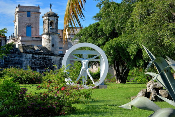 Vitruvian Man Sculpture in Havana, Cuba - Encircle Photos