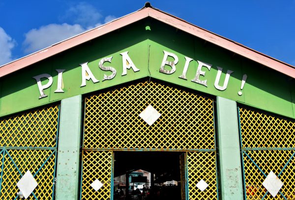 Plasa Bieu Old Market in Punda, Eastside of Willemstad, Curaçao - Encircle Photos