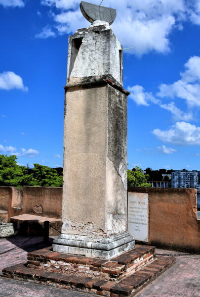 Chapter 23: Sundial in Santo Domingo, Dominican Republic - Encircle Photos