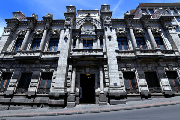 Palacio del Antiguo Círculo Militar in Quito, Ecuador - Encircle Photos
