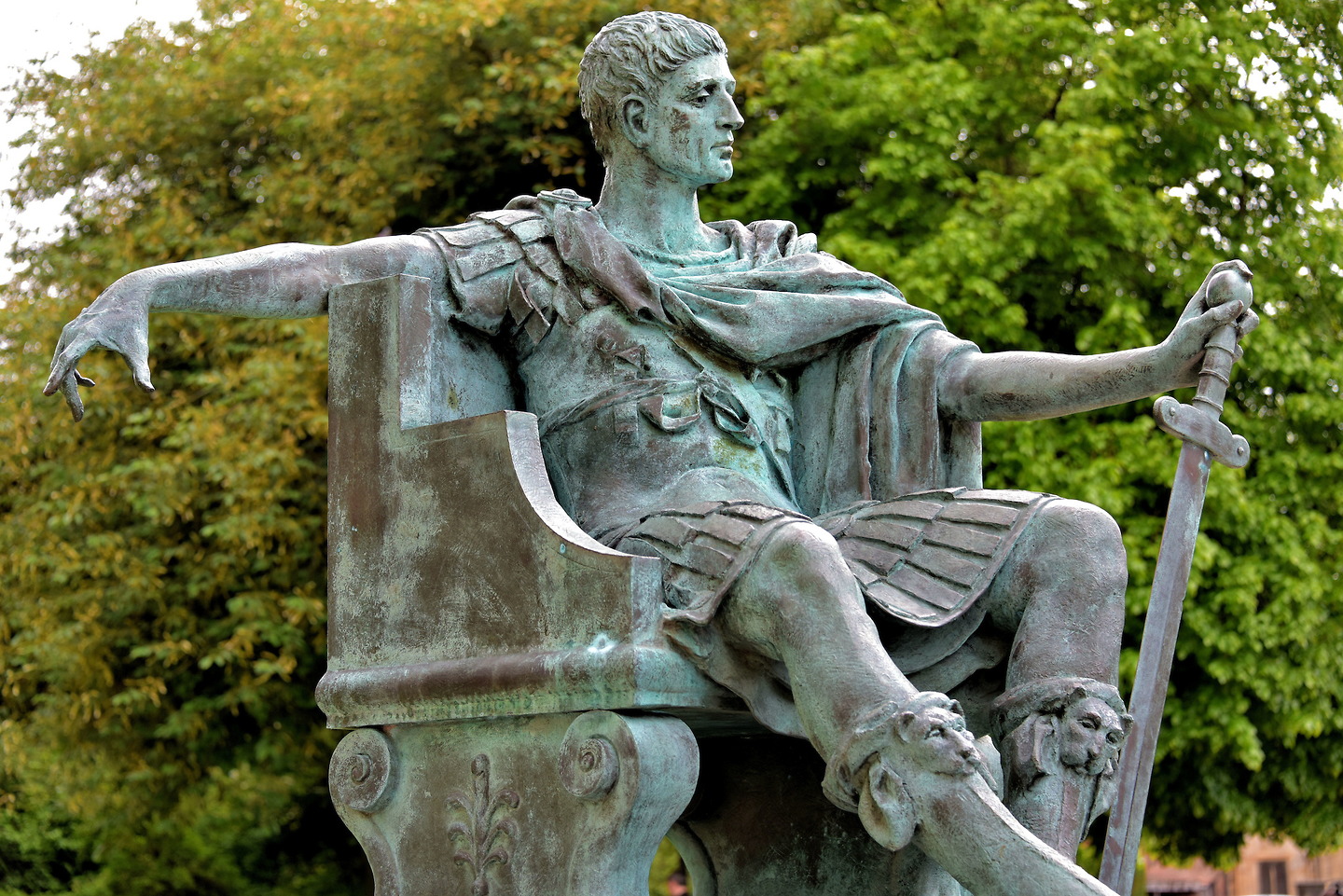 Roman Emperor Constantine Statue in York, England Encircle Photos
