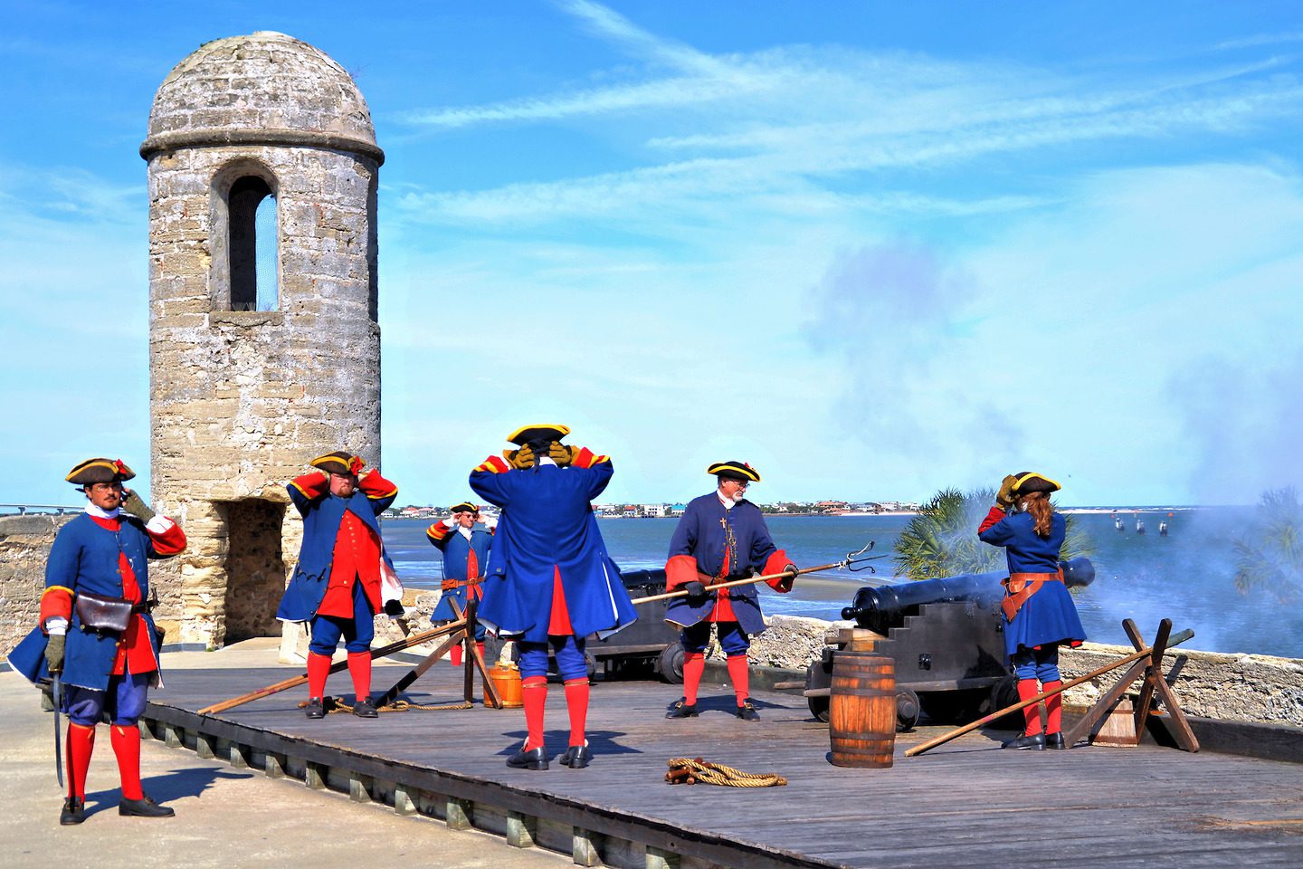 Soldiers Fire Canon at Castillo de San Marcos in St. Augustine, Florida ...