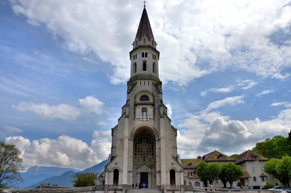 Visitation Basilica and Convent in Annecy, France - Encircle Photos