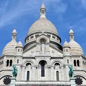 Basilique du Sacré-Cœur in Paris, France - Encircle Photos