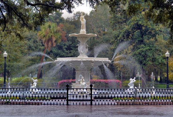 Fountain at Forsyth Park in Savannah, Georgia - Encircle Photos