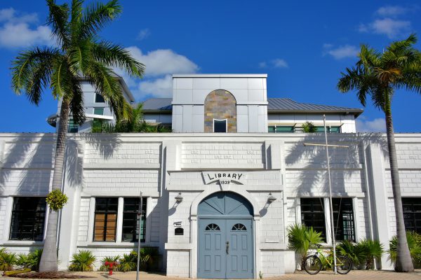 Main Public Library in George Town, Grand Cayman - Encircle Photos