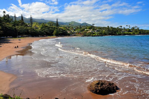 Hāna Beach Park at Hāna on Maui, Hawaii - Encircle Photos