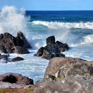 Couple Watching Crashing Waves along Hāna Highway, Maui, Hawaii - Encircle Photos