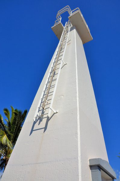 Lahaina Lighthouse at Lahaina Harbor on Maui, Hawaii - Encircle Photos