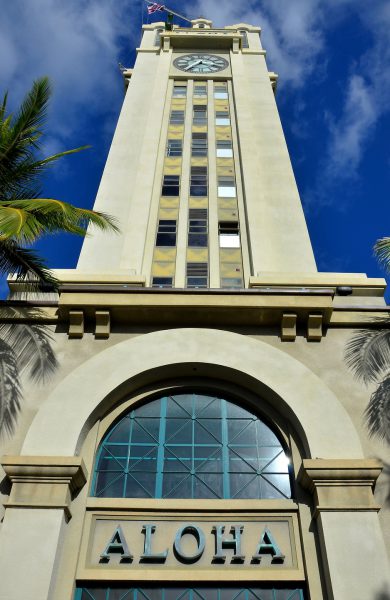 Aloha Tower Lighthouse in Honolulu, O’ahu, Hawaii - Encircle Photos