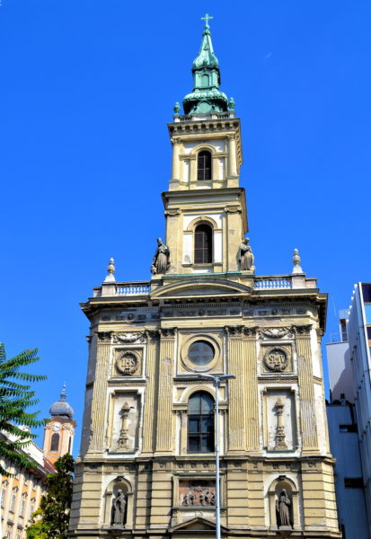 St Anne’s Church in Budapest, Hungary - Encircle Photos