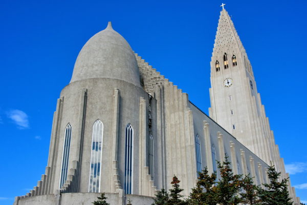 Church of Hallgrímur in Reykjavík, Iceland - Encircle Photos