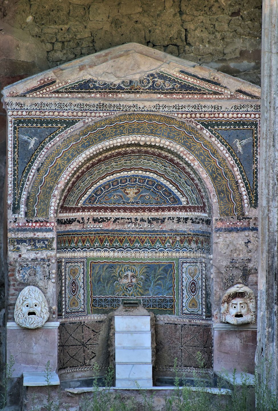 House of the Large Fountain in Pompeii, Italy Encircle Photos