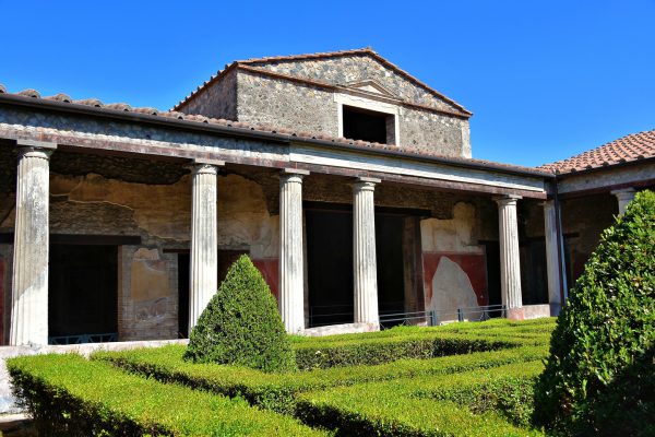 Peristyle and Garden at House of Menander in Pompeii, Italy - Encircle Photos