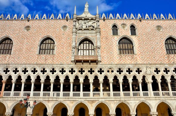 Doge’s Palace Western Façade in Venice, Italy - Encircle Photos