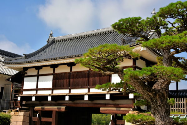 Main Gate to Hiroshima Castle Grounds in Hiroshima, Japan - Encircle Photos