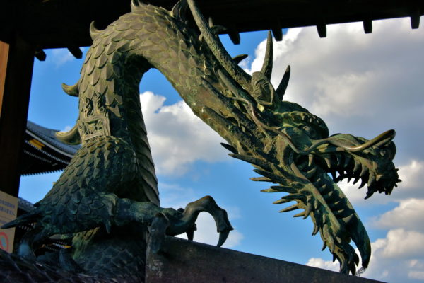 Dragon Sculpture at Higashi Honganji in Kyoto, Japan - Encircle Photos
