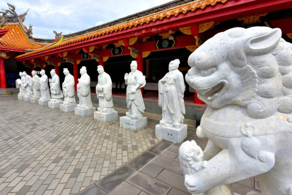 72 Sages Statues at Confucian Shrine in Nagasaki, Japan - Encircle Photos