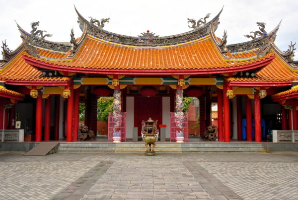 Gimon Gate at Confucian Shrine in Nagasaki, Japan - Encircle Photos