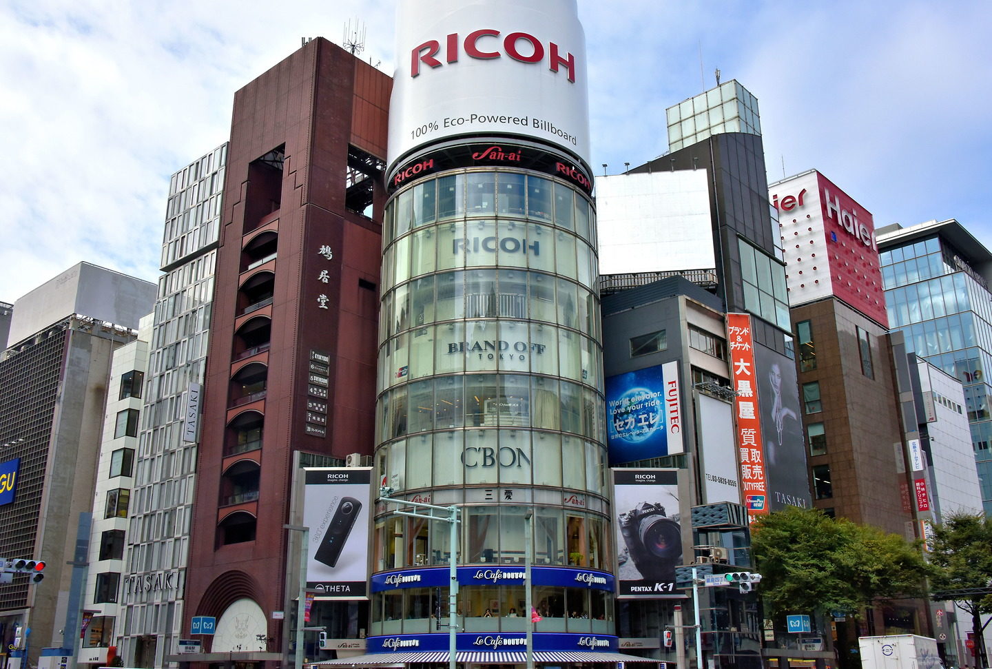 Introduction to the Ginza in Tokyo, Japan - Encircle Photos