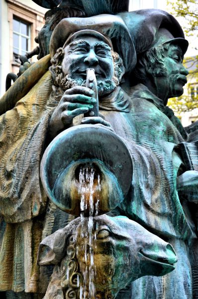 Bronze Band Water Fountain in Luxembourg City, Luxembourg - Encircle Photos