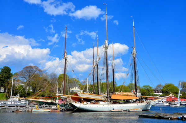 Schooner Mary Day in Camden, Maine - Encircle Photos