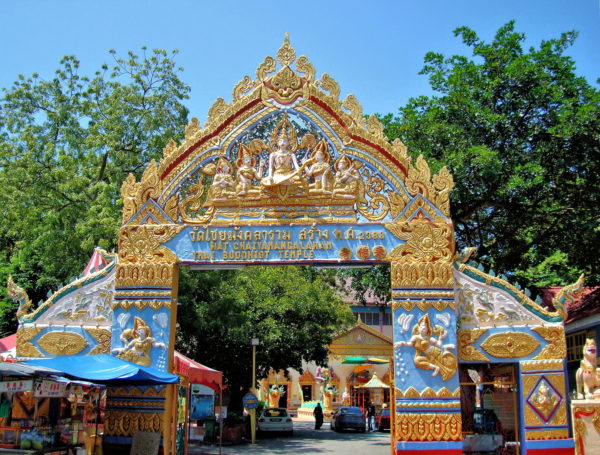Entry to Wat Chaiyamangkalaram in Pulau Tikus, Malaysia - Encircle Photos