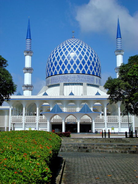 Shah’s Vision for Blue Mosque in Shah Alam, Malaysia - Encircle Photos