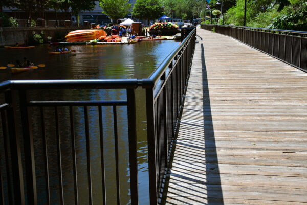 Chapter 6: Broad Canal Walk in Cambridge, Massachusetts - Encircle Photos